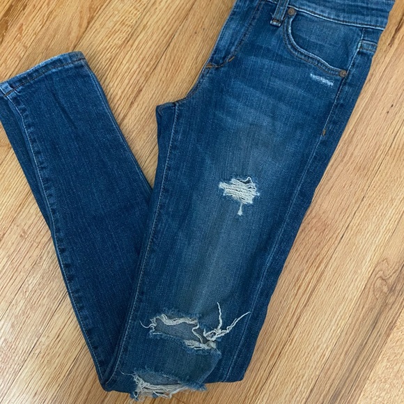 Joe’s Ripped Skinny Jeans - Picture 4 of 5